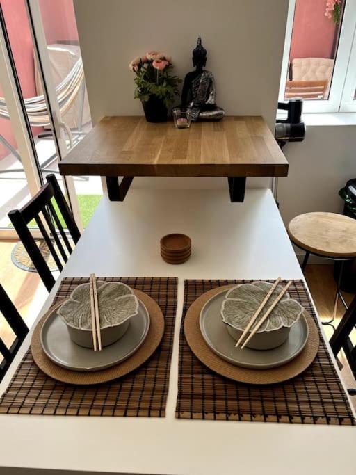 Luxury Artistic Digital Nomad Getaway W/ Terrace Apartment ลิสบอน ภายนอก รูปภาพ