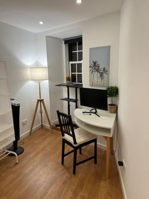 Luxury Artistic Digital Nomad Getaway W/ Terrace Apartment ลิสบอน ภายนอก รูปภาพ