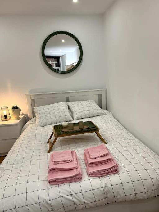 Luxury Artistic Digital Nomad Getaway W/ Terrace Apartment ลิสบอน ภายนอก รูปภาพ