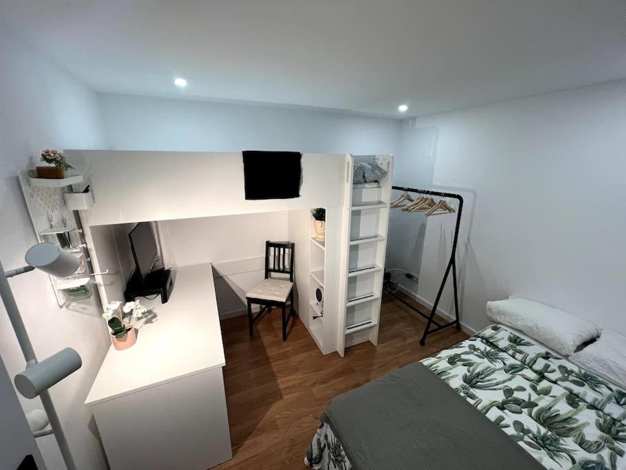 Luxury Artistic Digital Nomad Getaway W/ Terrace Apartment ลิสบอน ภายนอก รูปภาพ