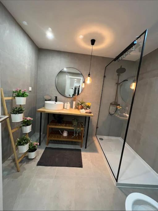 Luxury Artistic Digital Nomad Getaway W/ Terrace Apartment ลิสบอน ภายนอก รูปภาพ